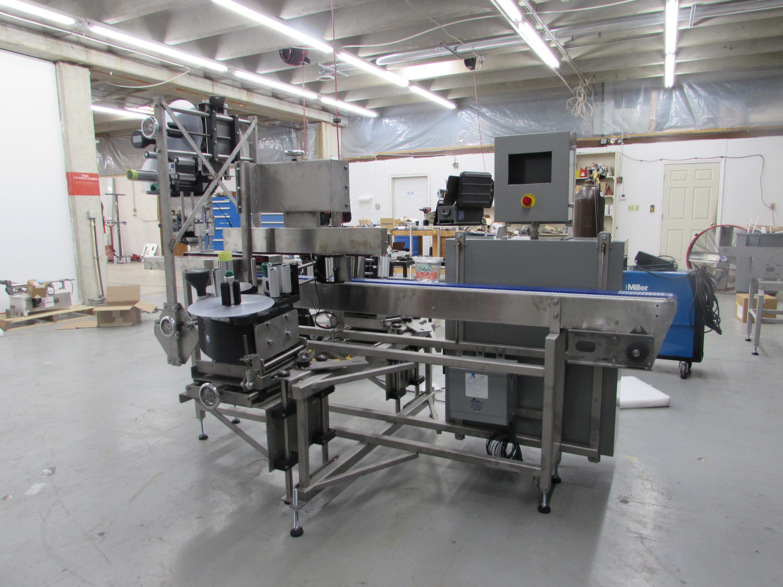 3cnt Packing Line for Bakery Products, D&R packaging, custom machinery, stainless steel, product labeling, product handling,